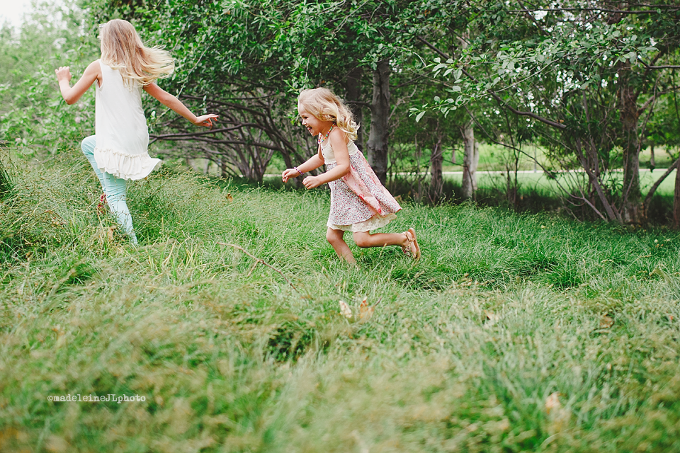 kids playing children park irvine orange county photography photographer session pictures kids family session pictures photography photographer irvine california lake forest orange county